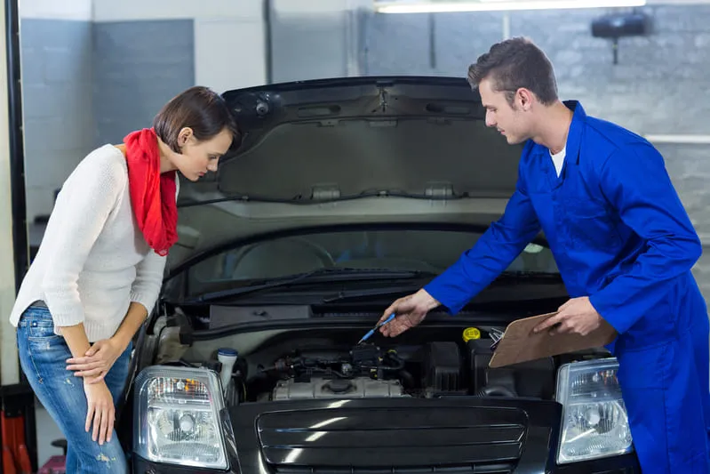 Ceramic Coating vs Traditional Wax: Which Offers Better Protection for Your Vehicle?